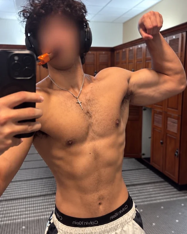 Client after: broader shoulders and visible abs